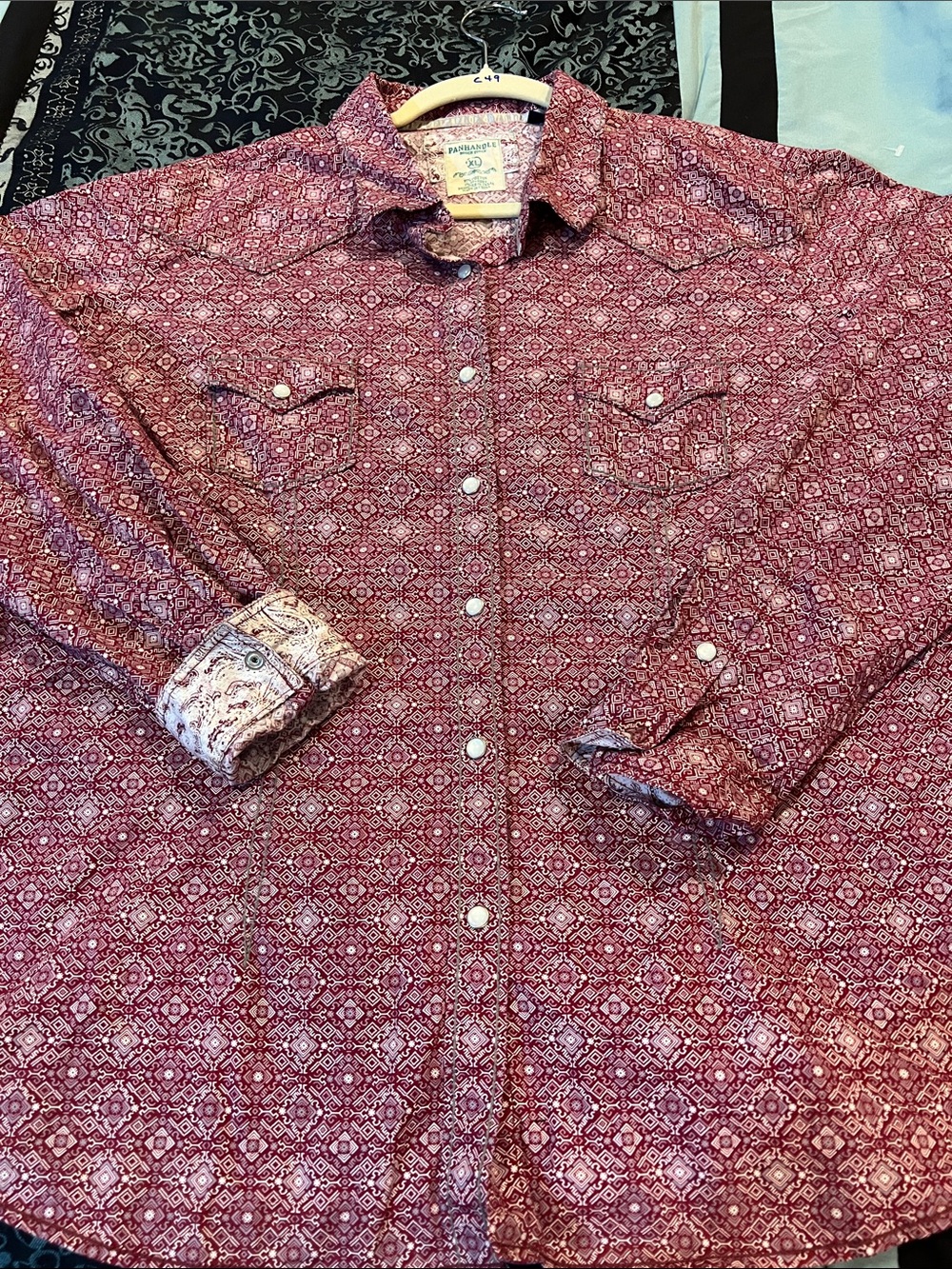 PANHANDLE ROUGH STOCK Women's Red Printed Button-Down Shirt with Contrast Cuffs - Picture 2 of 8